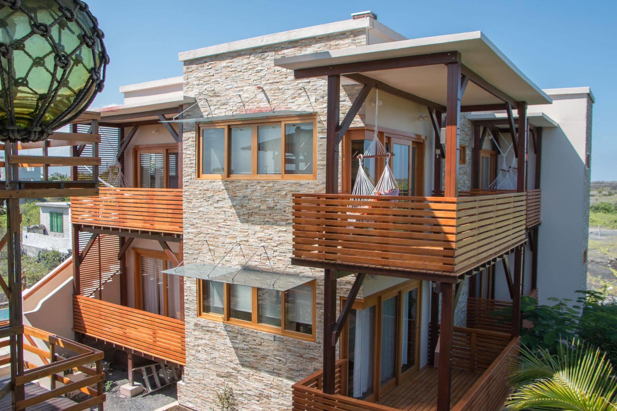 Chez Manany Galapagos Ecolodge بْوُرتو فيلاميل المظهر الخارجي الصورة