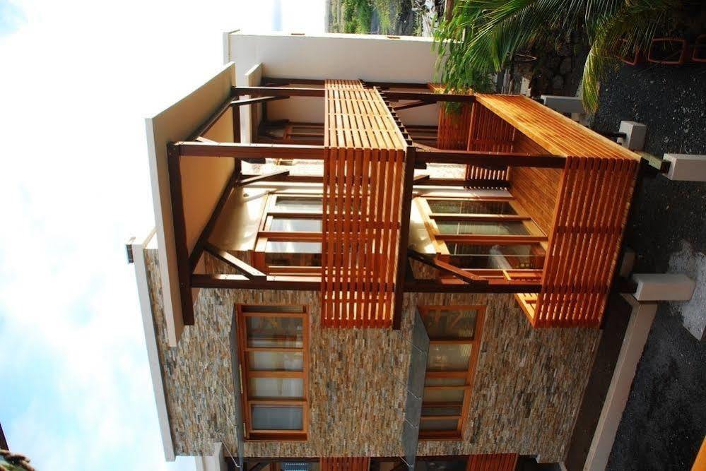 Chez Manany Galapagos Ecolodge بْوُرتو فيلاميل المظهر الخارجي الصورة