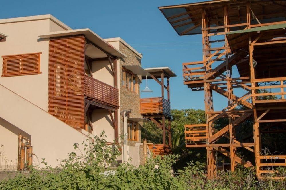 Chez Manany Galapagos Ecolodge بْوُرتو فيلاميل المظهر الخارجي الصورة