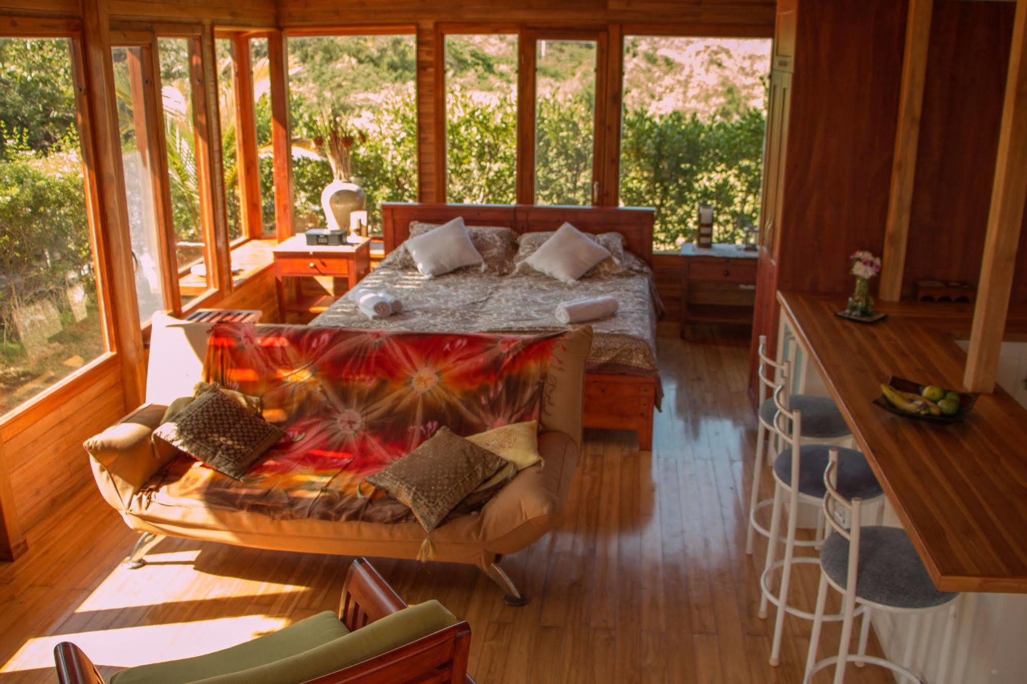 Chez Manany Galapagos Ecolodge بْوُرتو فيلاميل المظهر الخارجي الصورة
