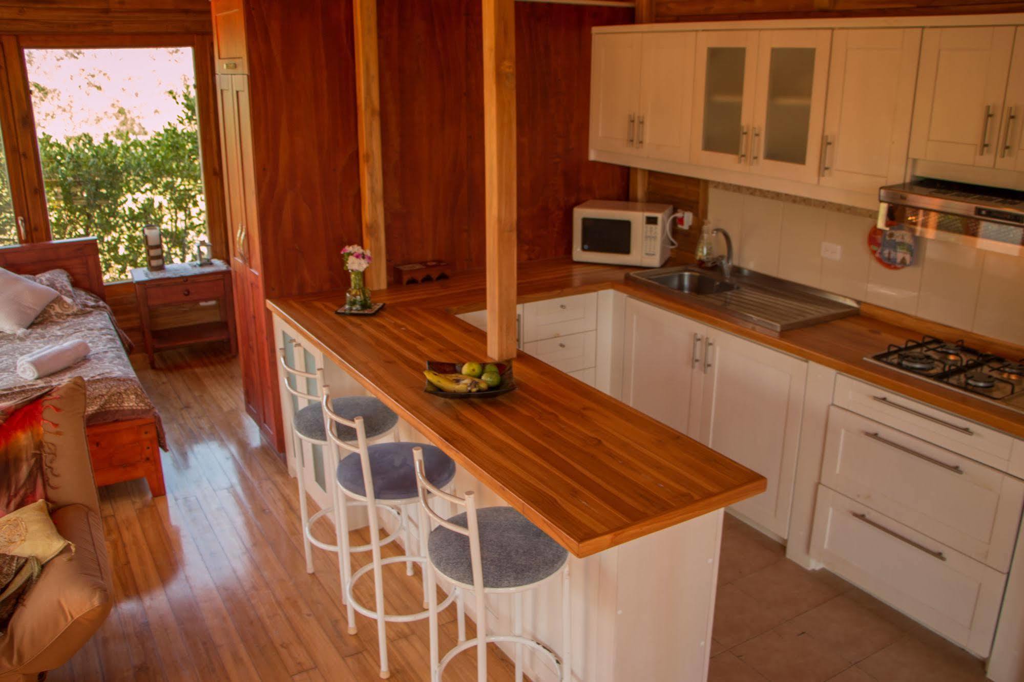 Chez Manany Galapagos Ecolodge بْوُرتو فيلاميل المظهر الخارجي الصورة