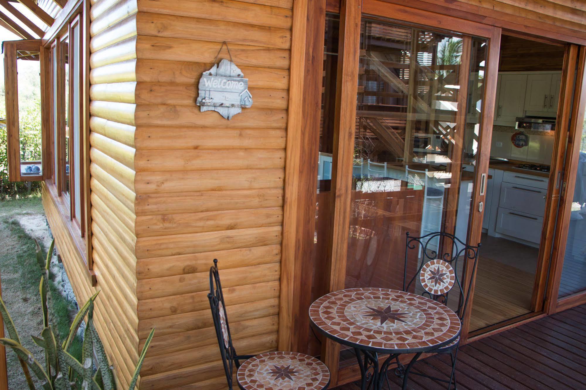 Chez Manany Galapagos Ecolodge بْوُرتو فيلاميل المظهر الخارجي الصورة