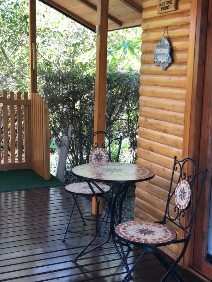 Chez Manany Galapagos Ecolodge بْوُرتو فيلاميل المظهر الخارجي الصورة
